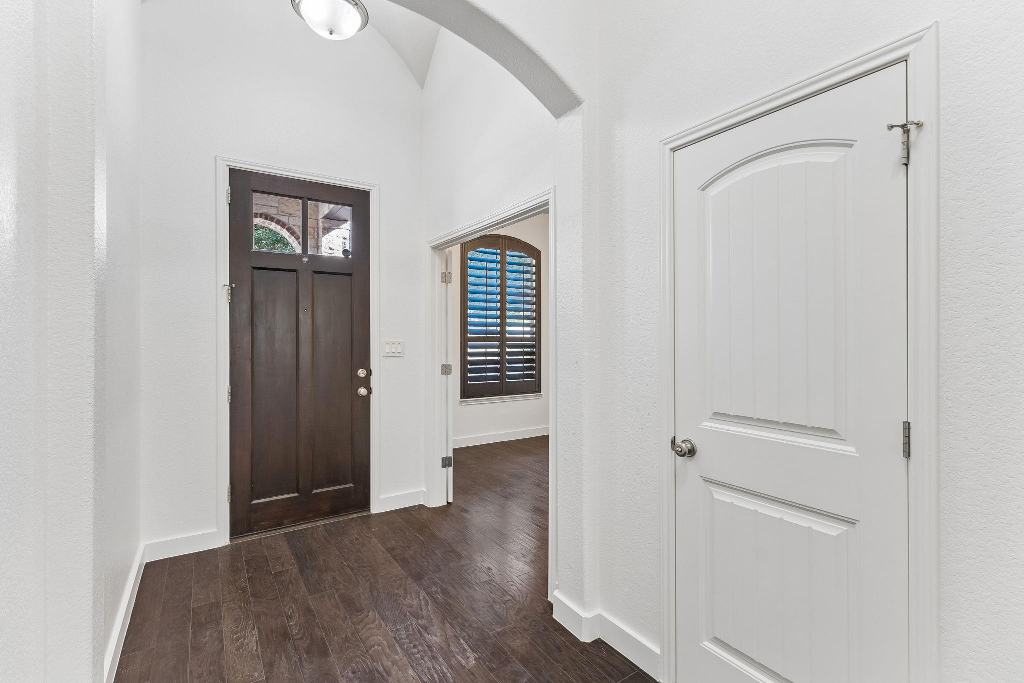 2604 Lou Hollow PL