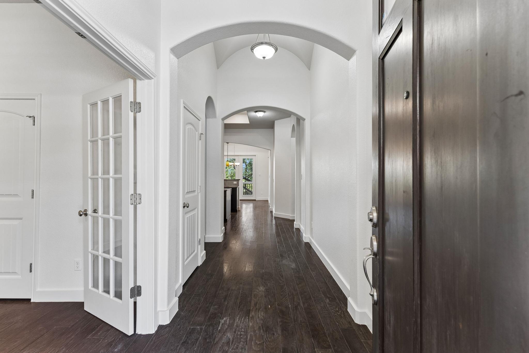 2604 Lou Hollow PL