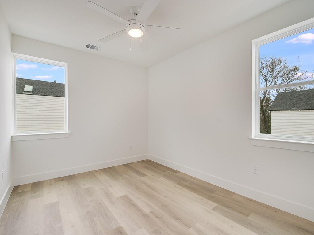 7006 Bennett Ave # 1