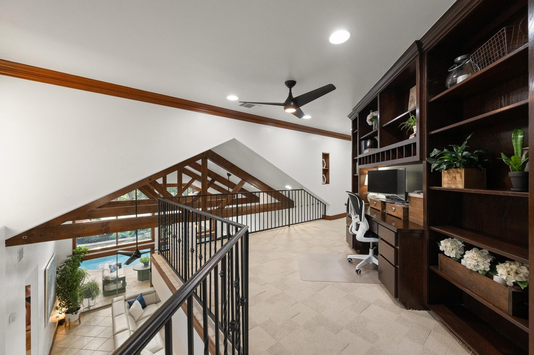 407 HURST CREEK RD