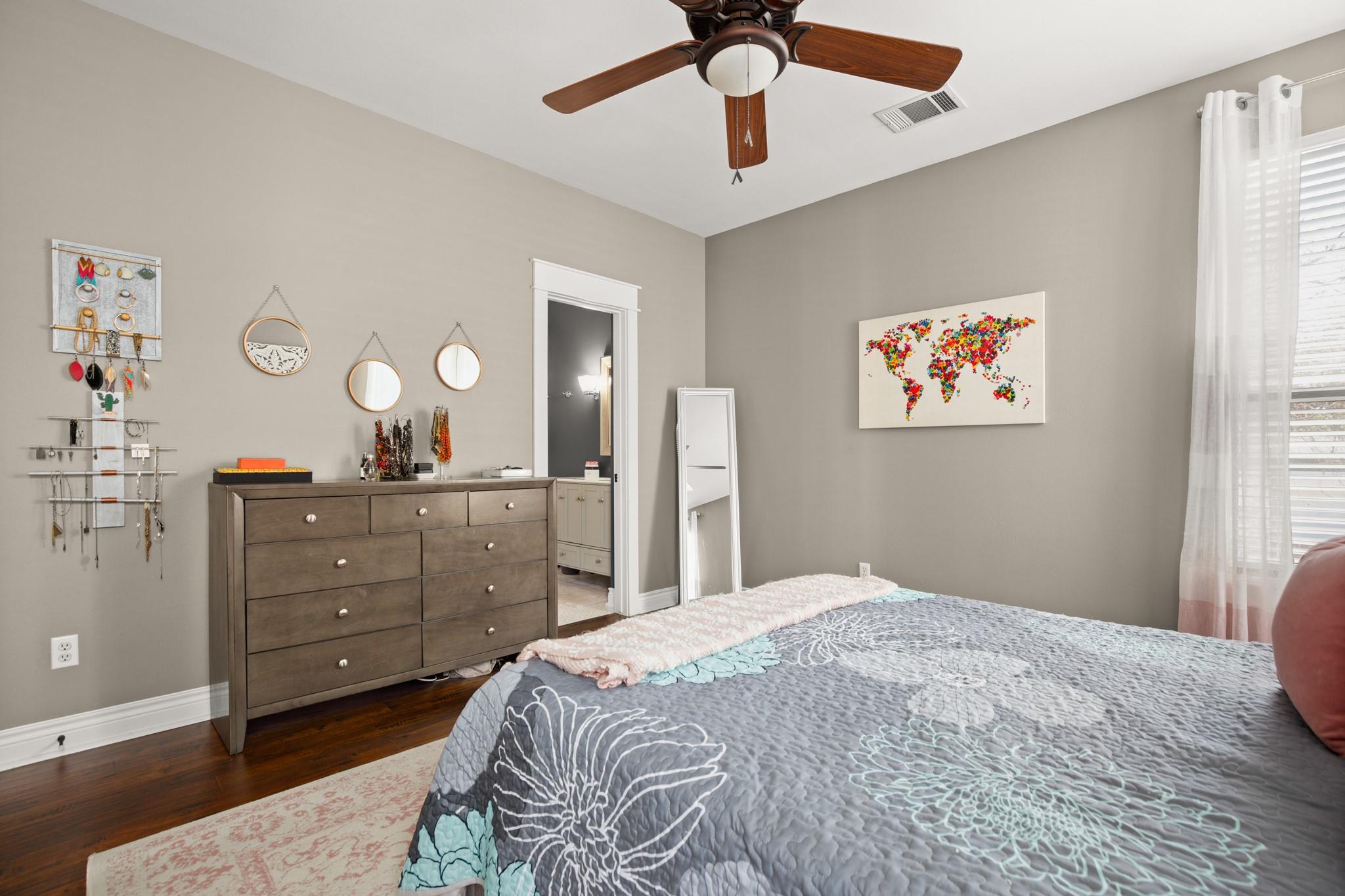 1318 Newning Ave # C