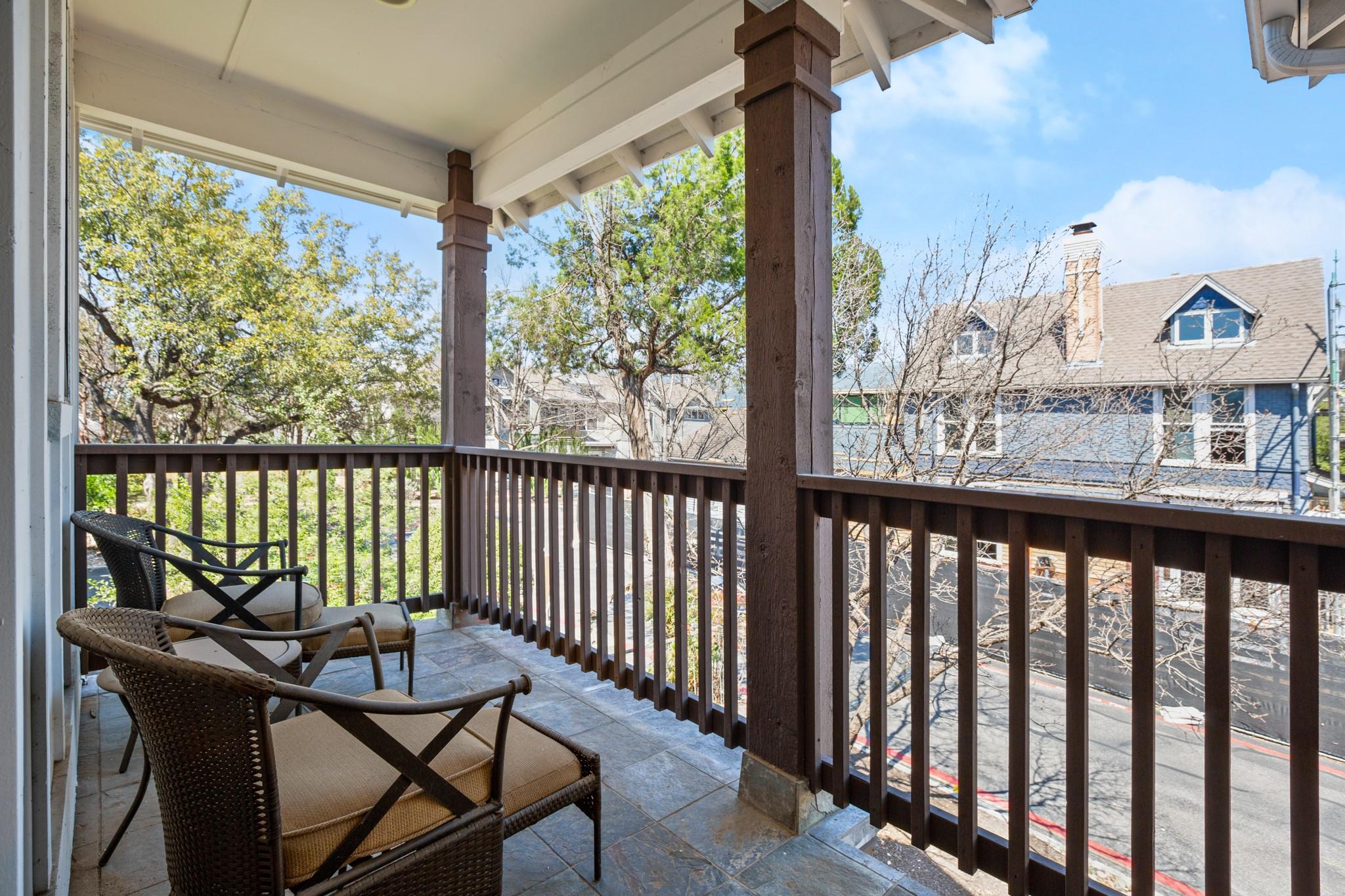 1318 Newning Ave # C