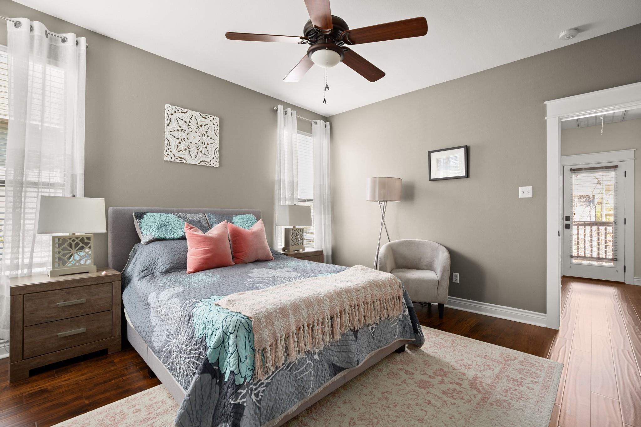 1318 Newning Ave # C