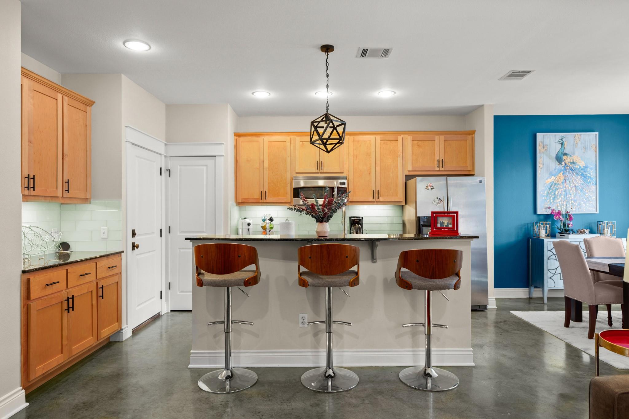 1318 Newning Ave # C