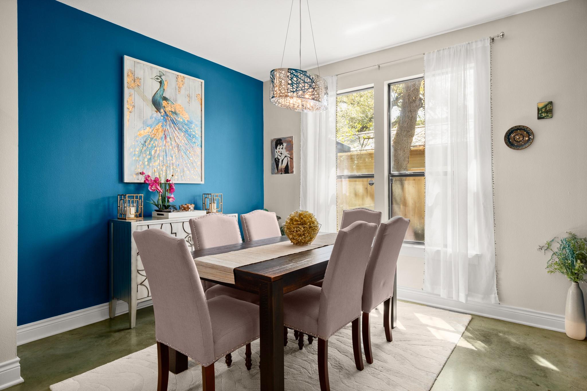 1318 Newning Ave # C