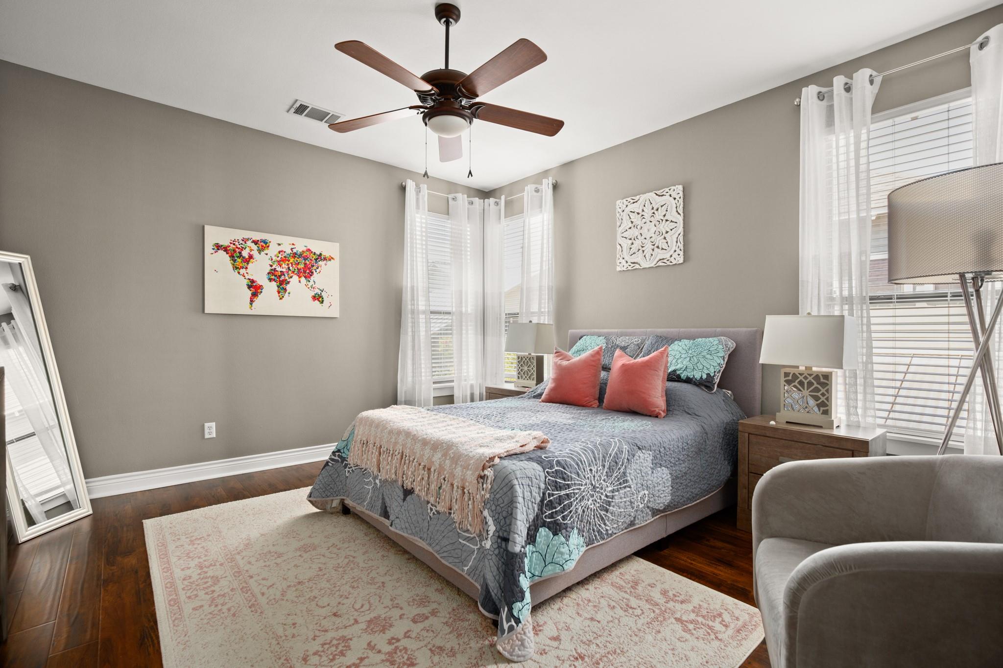 1318 Newning Ave # C