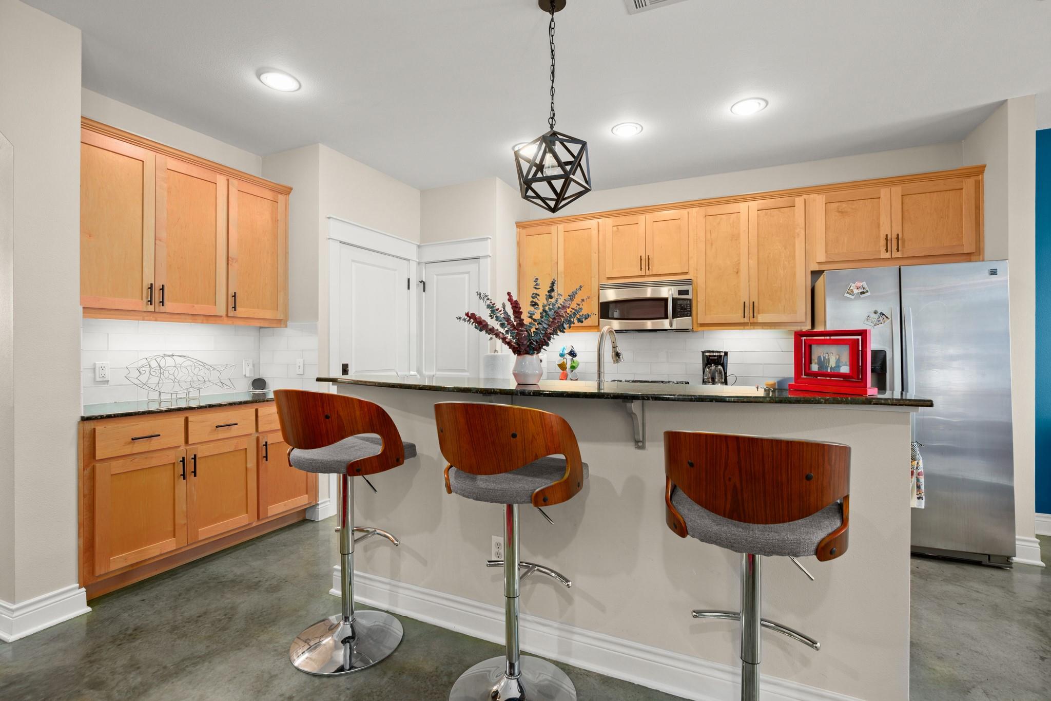 1318 Newning Ave # C