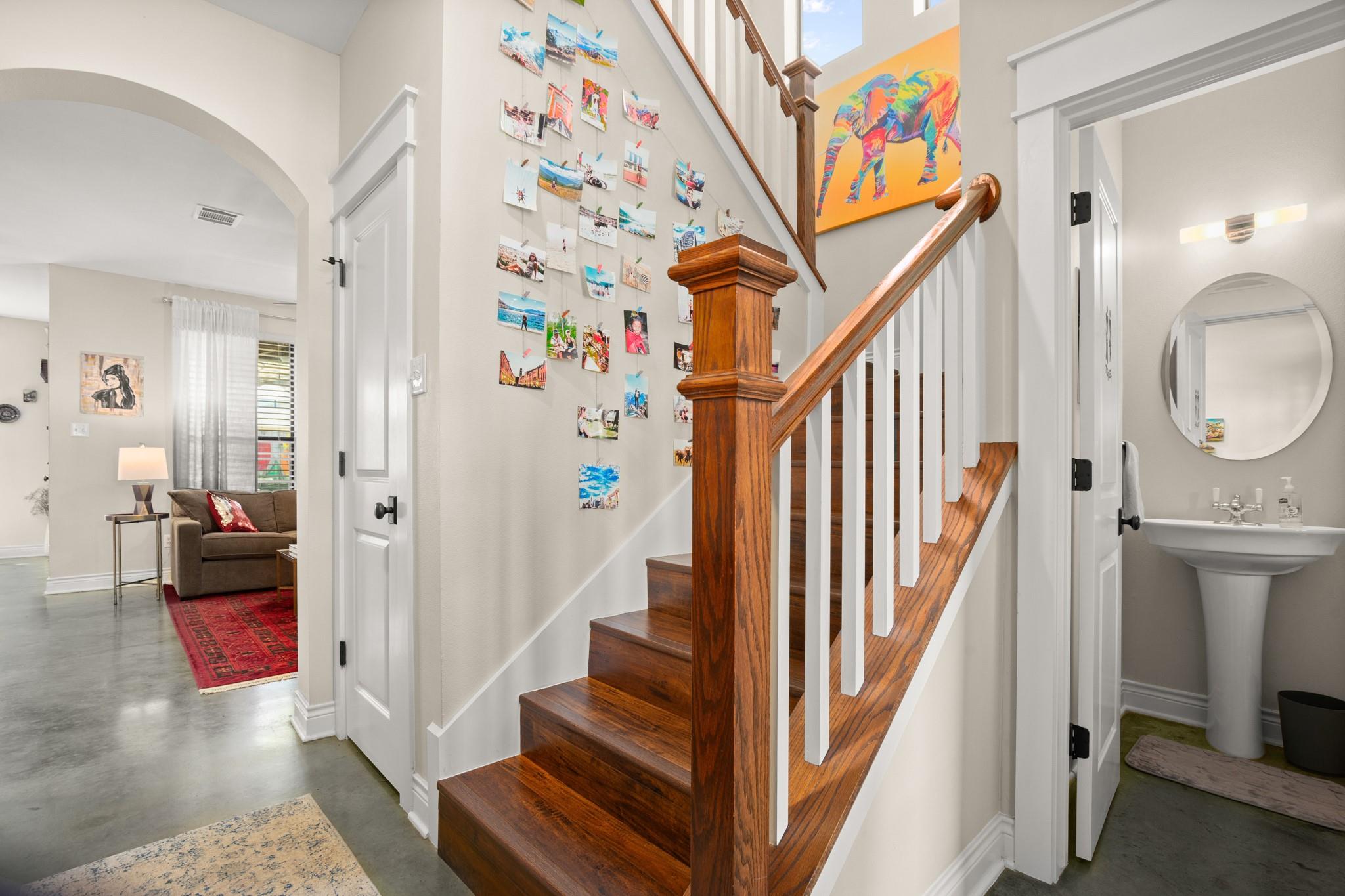 1318 Newning Ave # C