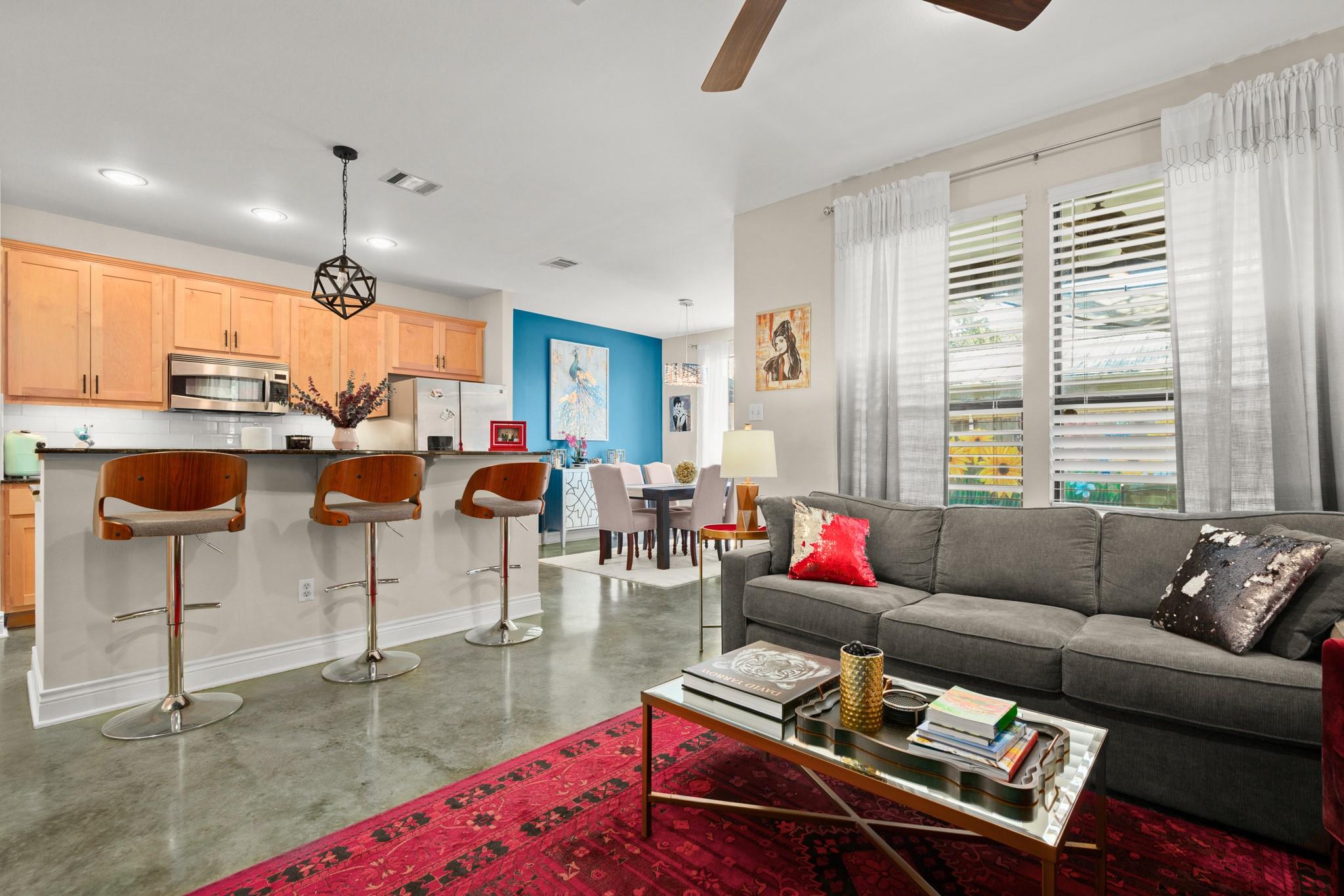 1318 Newning Ave # C