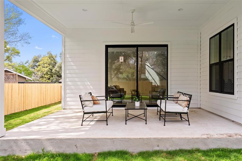4809 Lansing DR