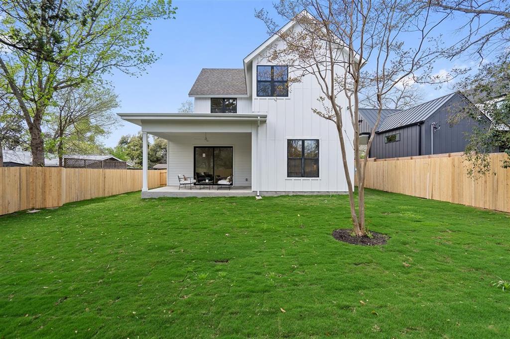 4809 Lansing DR