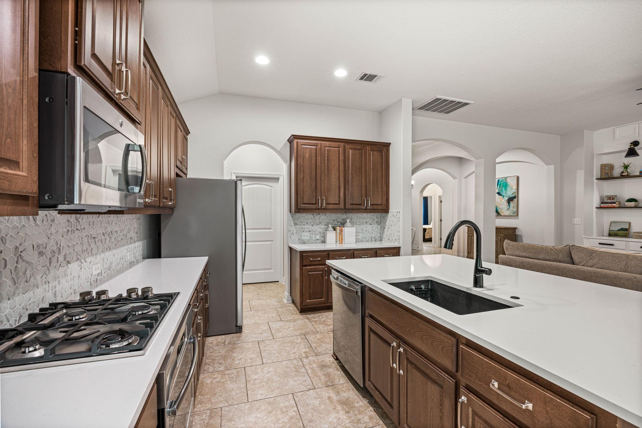 18409 Deleon Bayou LN