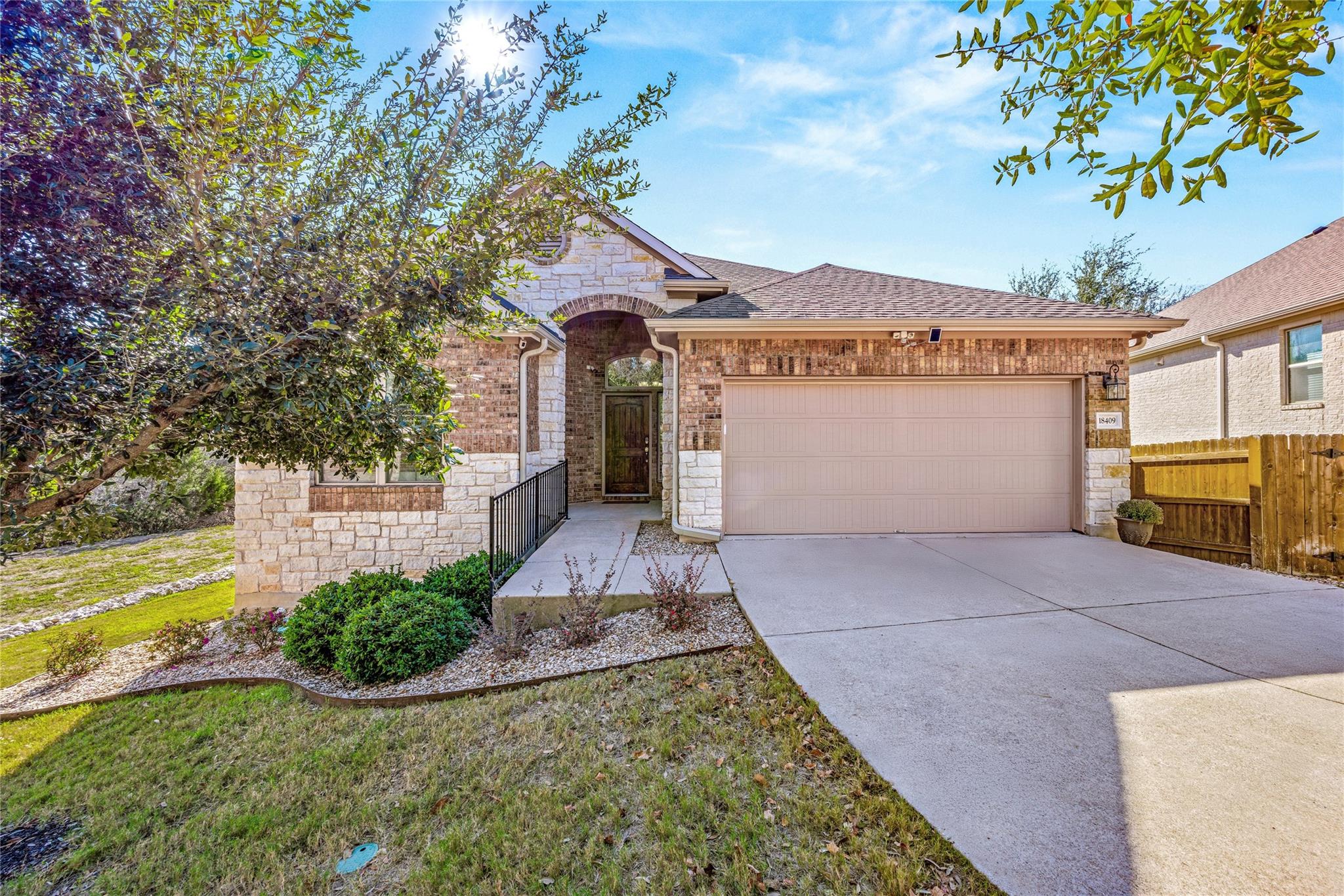 18409 Deleon Bayou LN