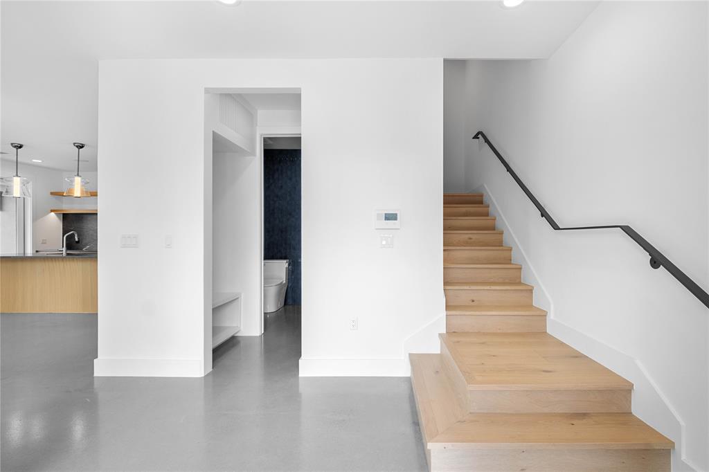 1309 Clifford Ave