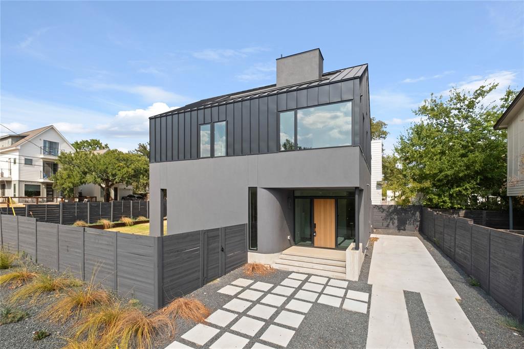 1309 Clifford Ave