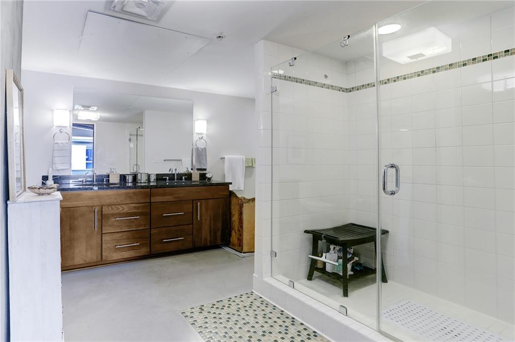 800 Brazos ST # 1107