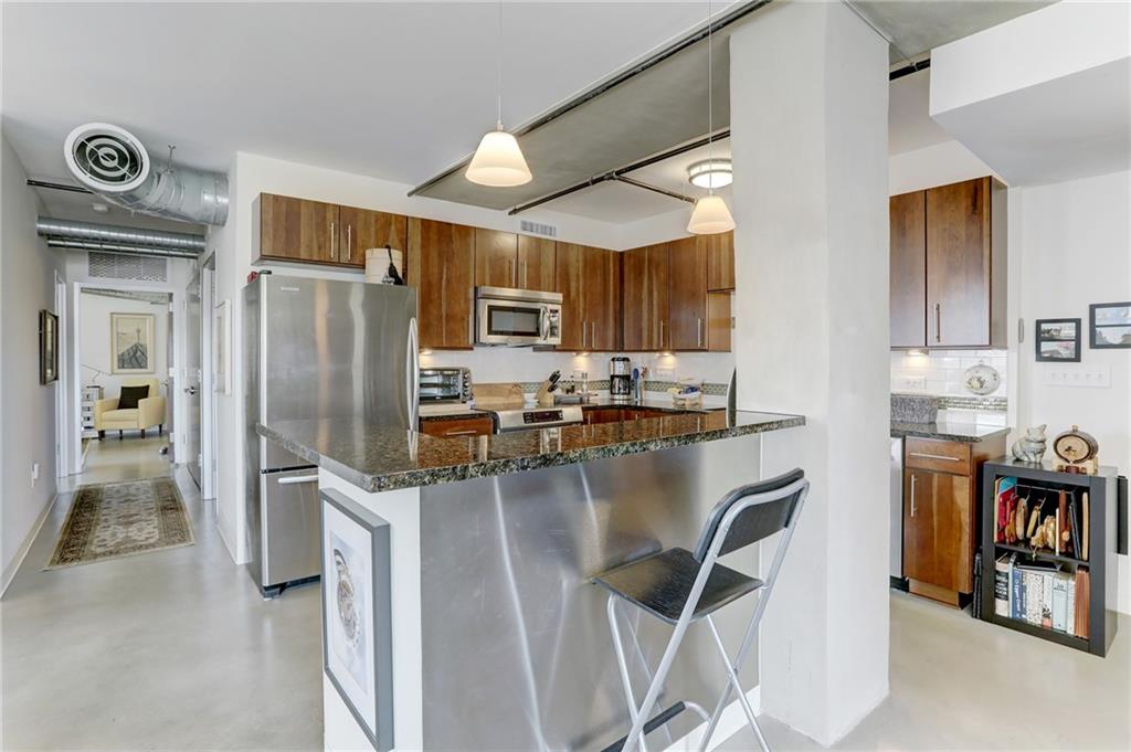 800 Brazos ST # 1107