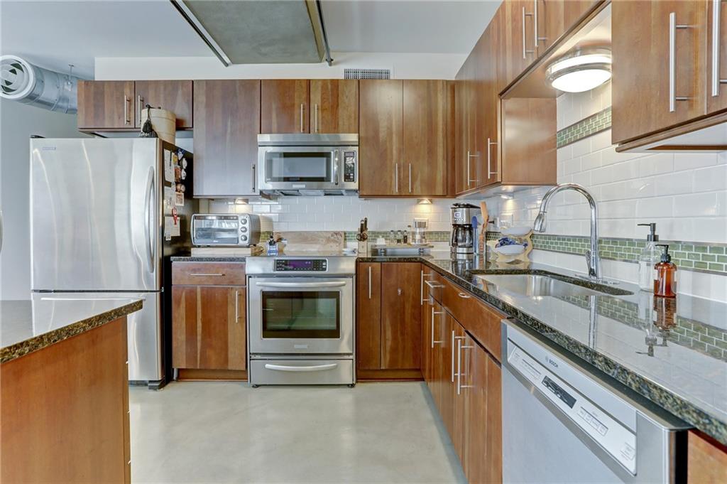 800 Brazos ST # 1107