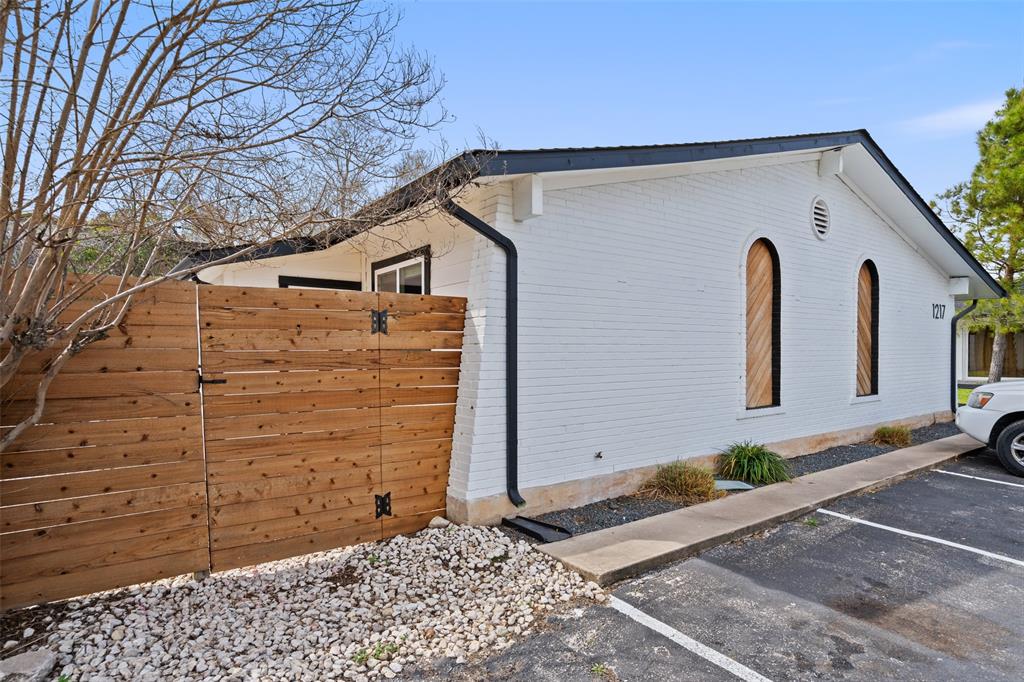 1217 Hollow Creek DR # 1