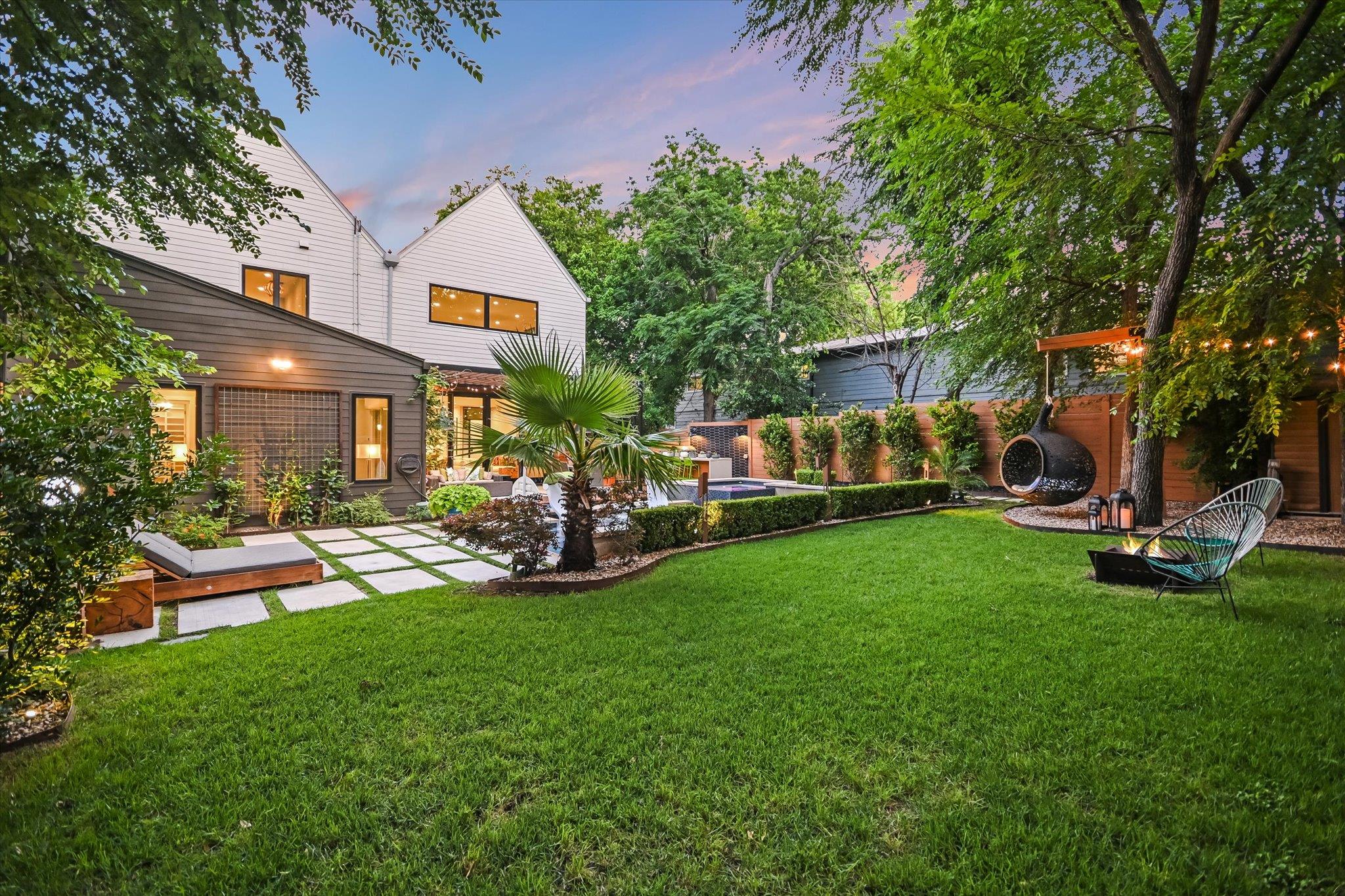 2010 Goodrich Ave # 5A