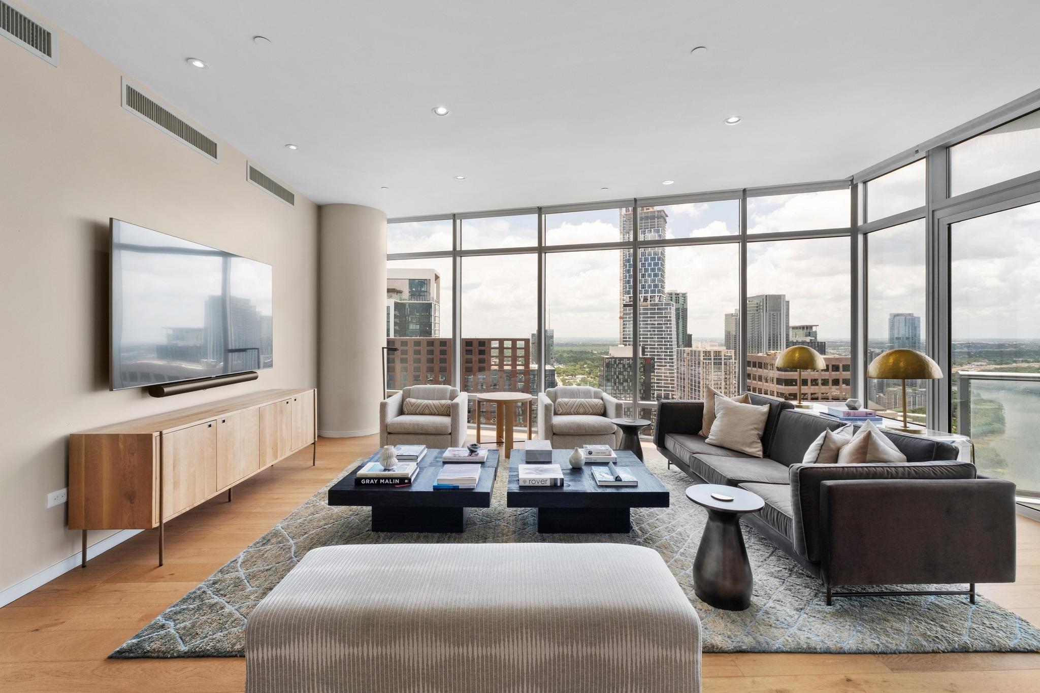 200 Congress Ave # 37H