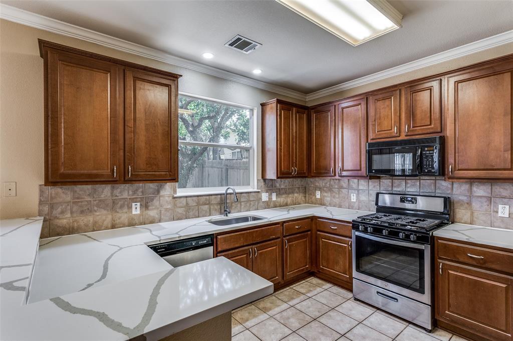4004 Canyon Glen CIR