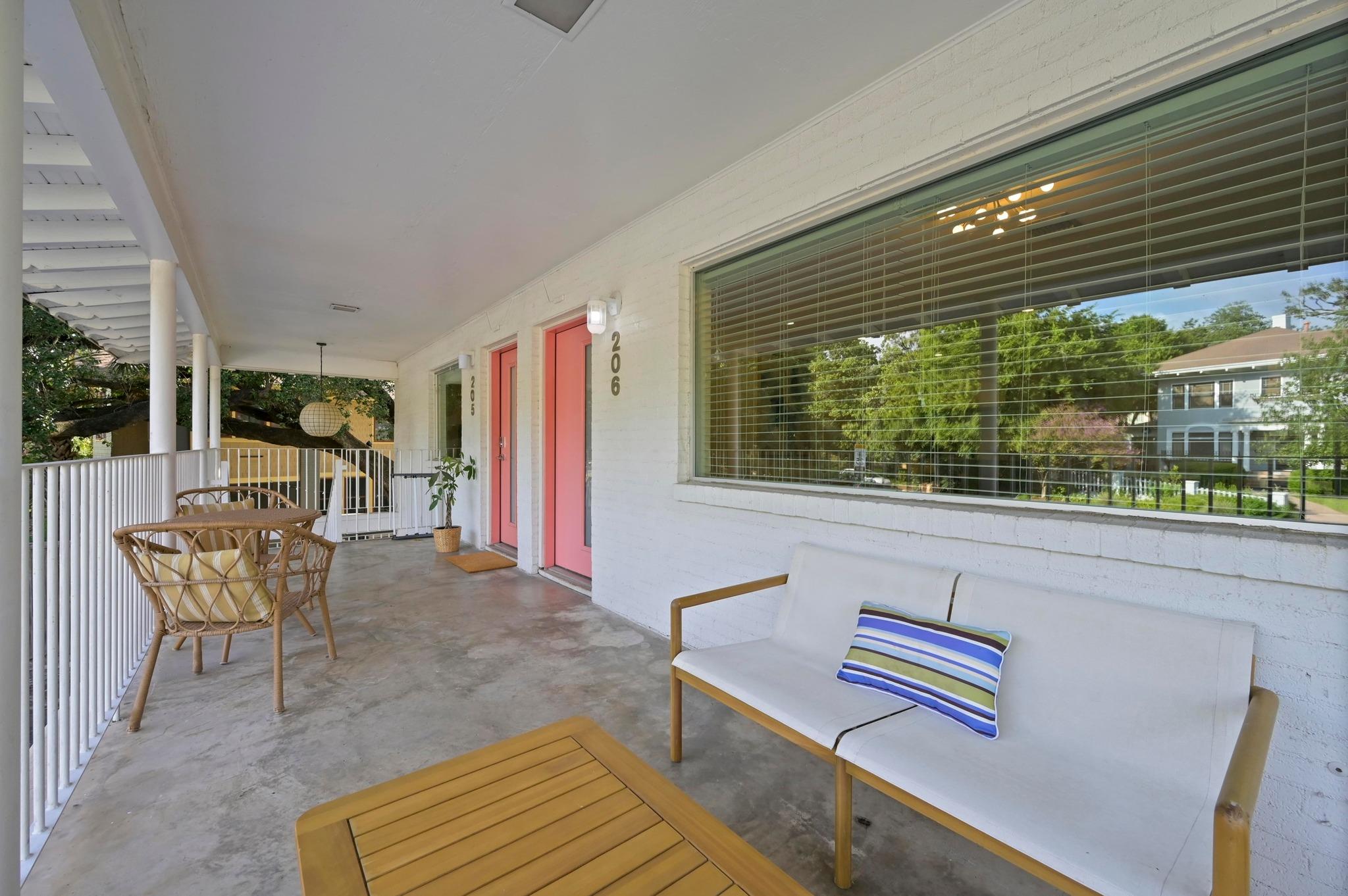 1208 Enfield RD # 206