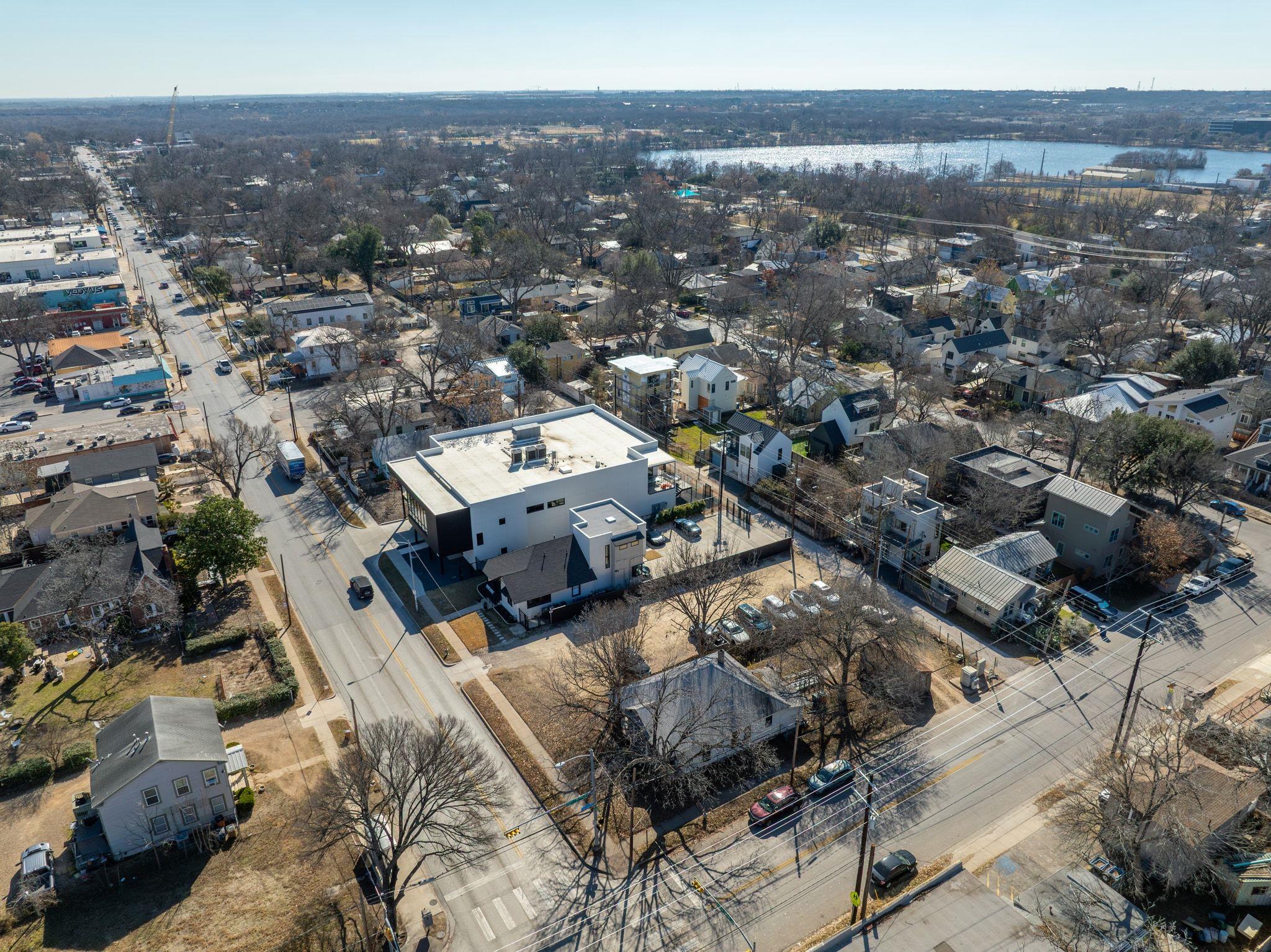 2201 E Cesar Chavez ST