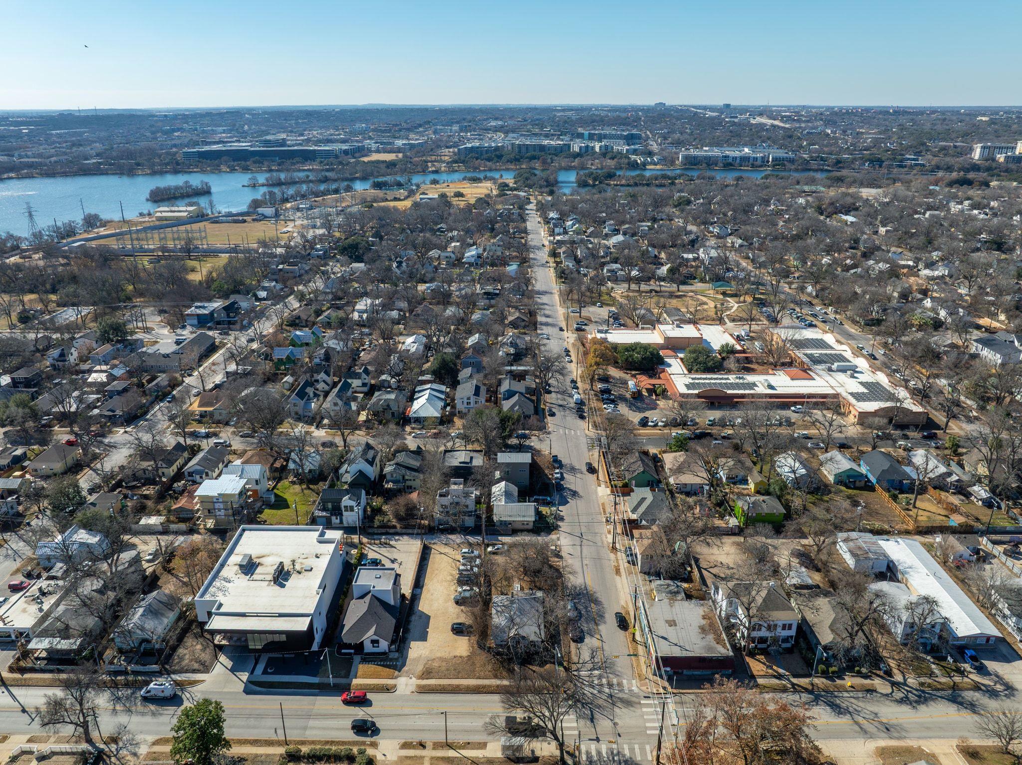 2201 E Cesar Chavez ST