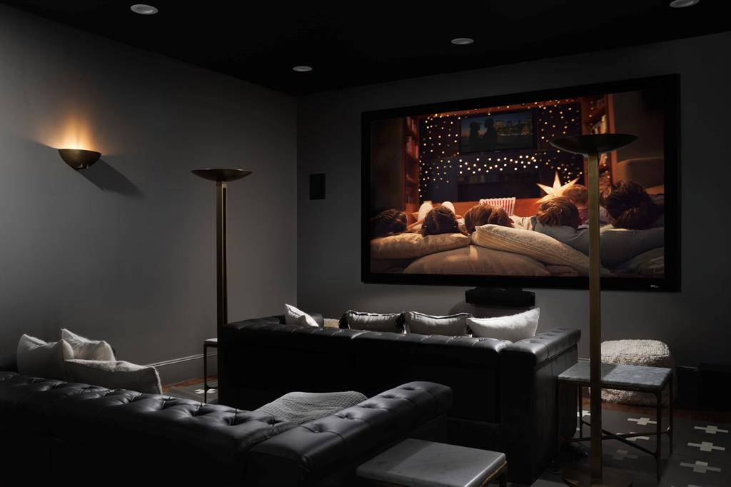 916 Barton Creek BLVD