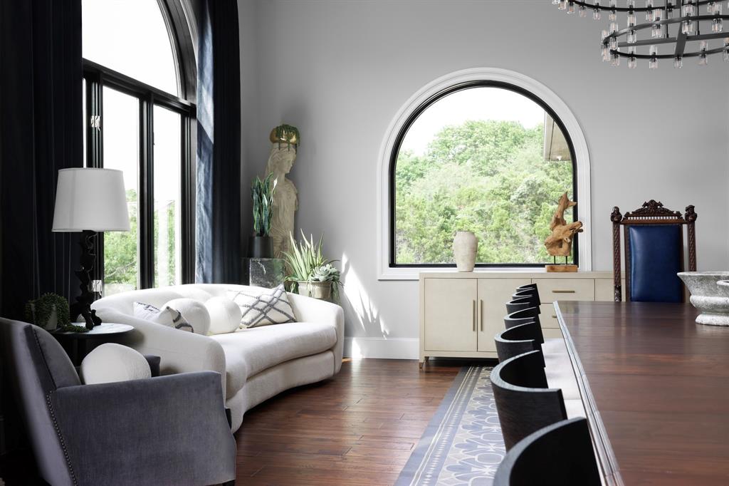 916 Barton Creek BLVD