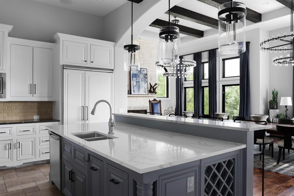 916 Barton Creek BLVD