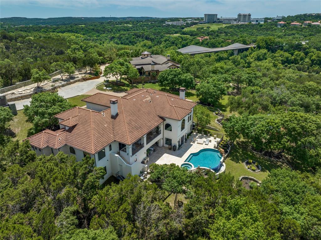 916 Barton Creek BLVD