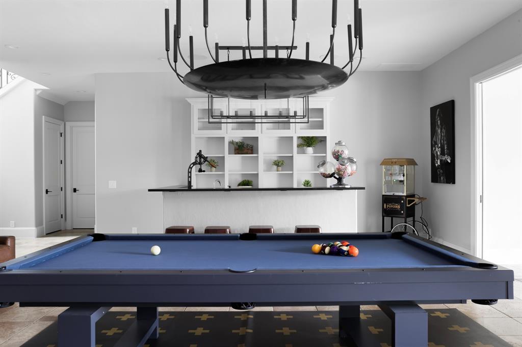 916 Barton Creek BLVD