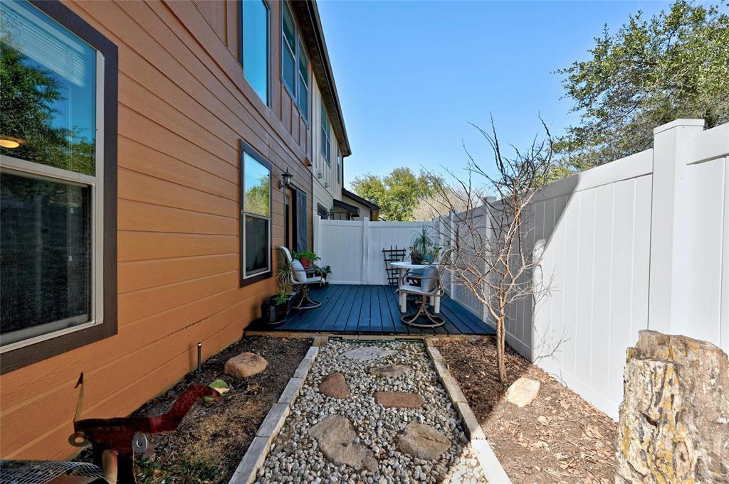 11317 Lost Maples TRL