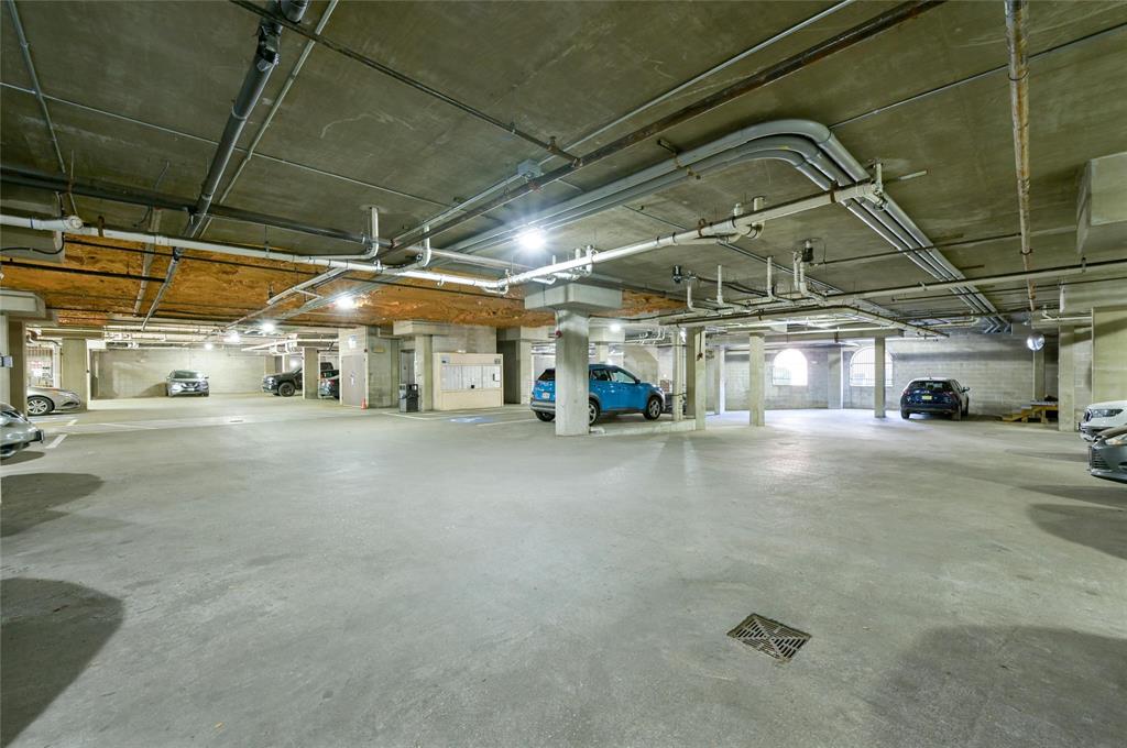 2505 San Gabriel ST # 207
