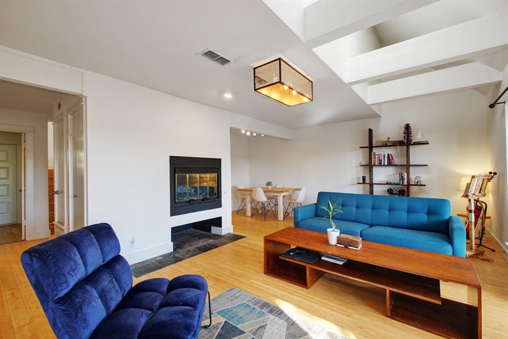 7320 Cave HOLW
