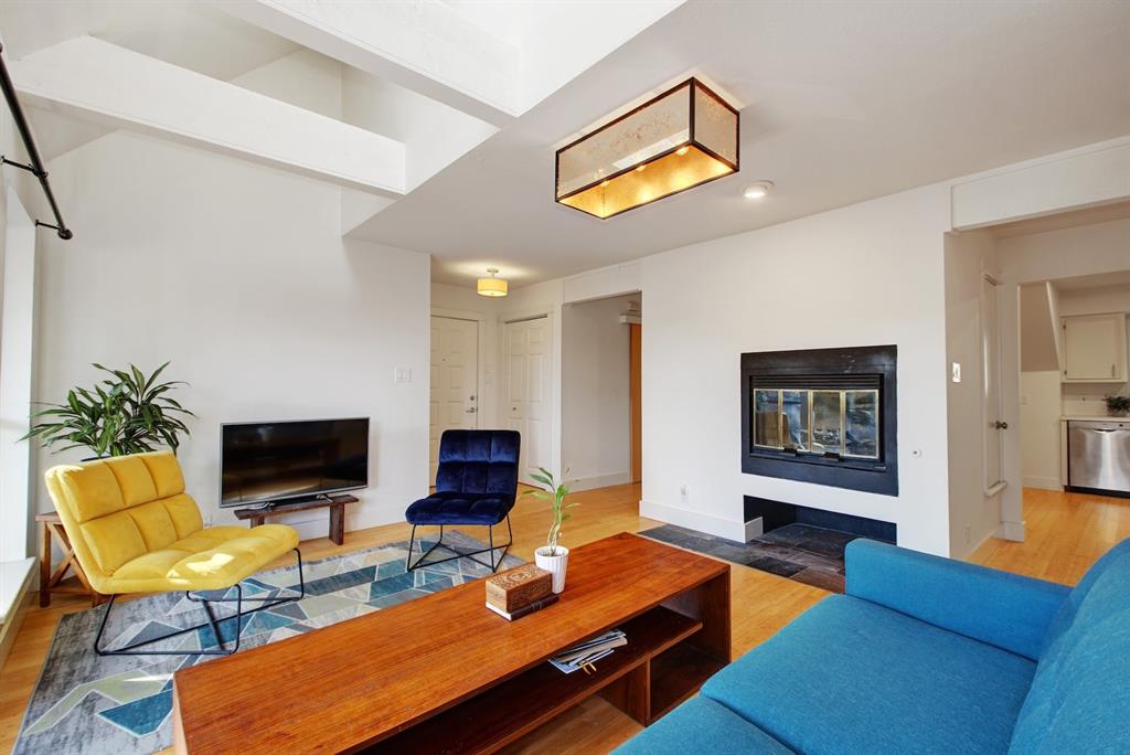 7320 Cave HOLW