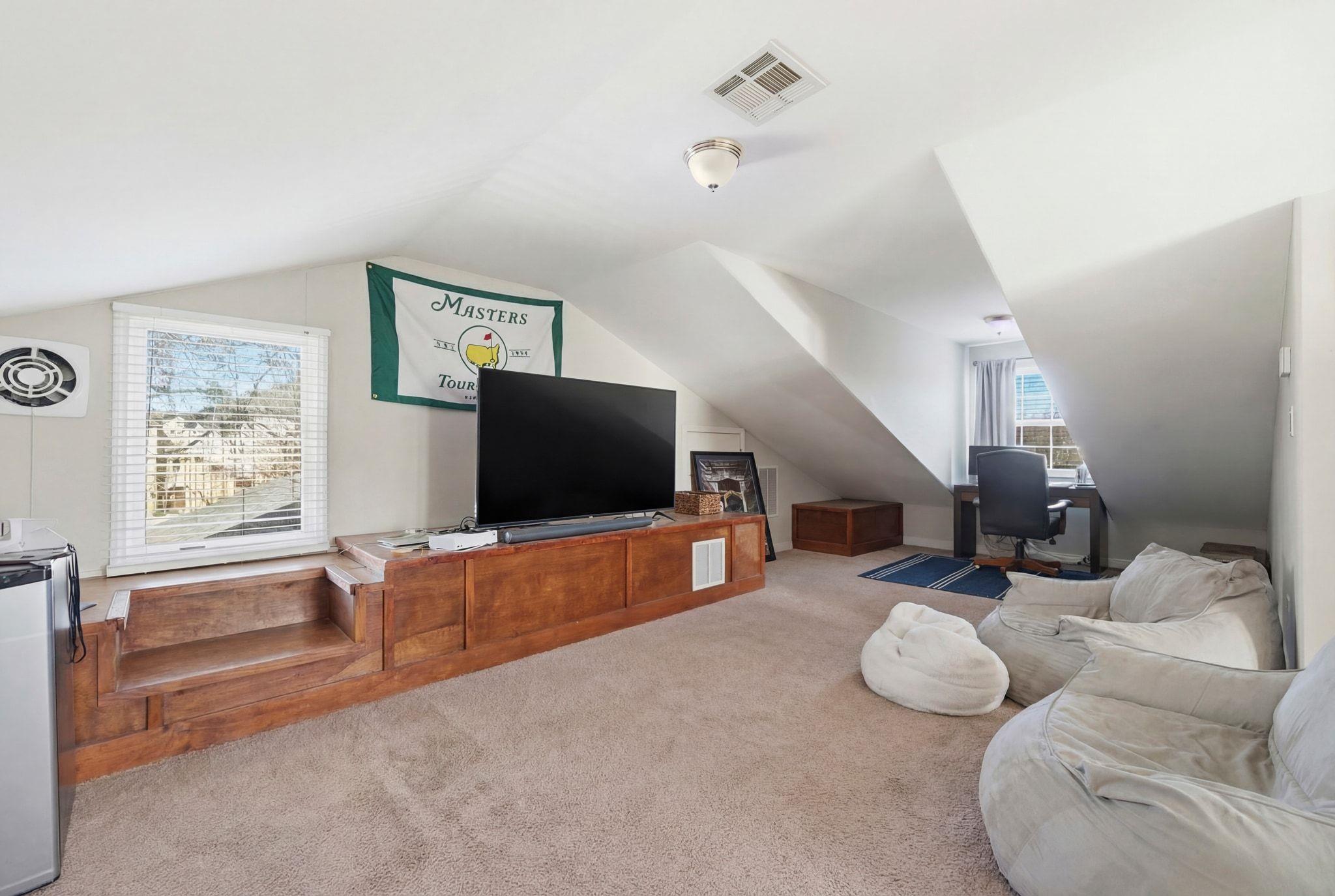 2413 Enfield RD