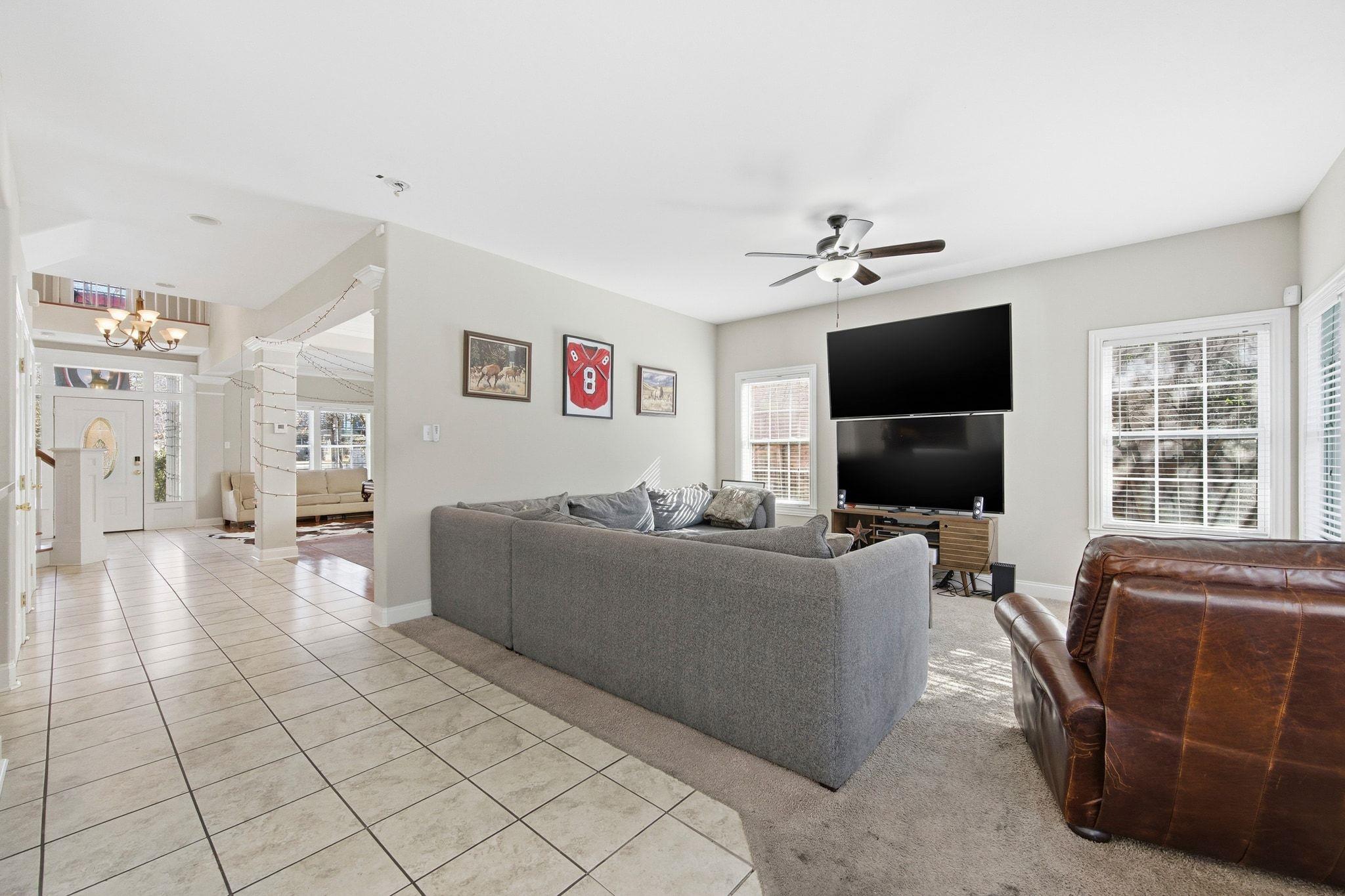2413 Enfield RD