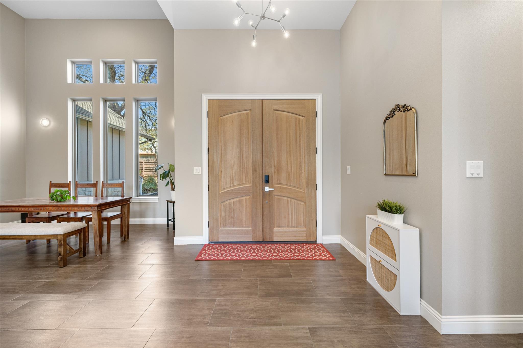 1017 S Quinlan Park RD