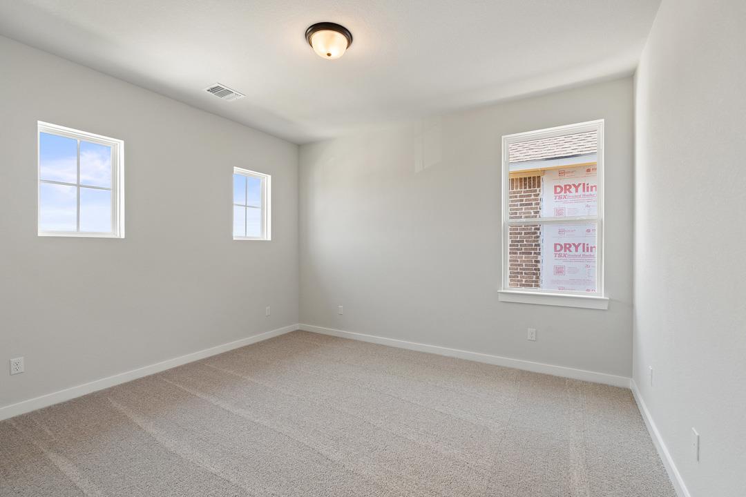 1137 North Roger Hanks Parkway