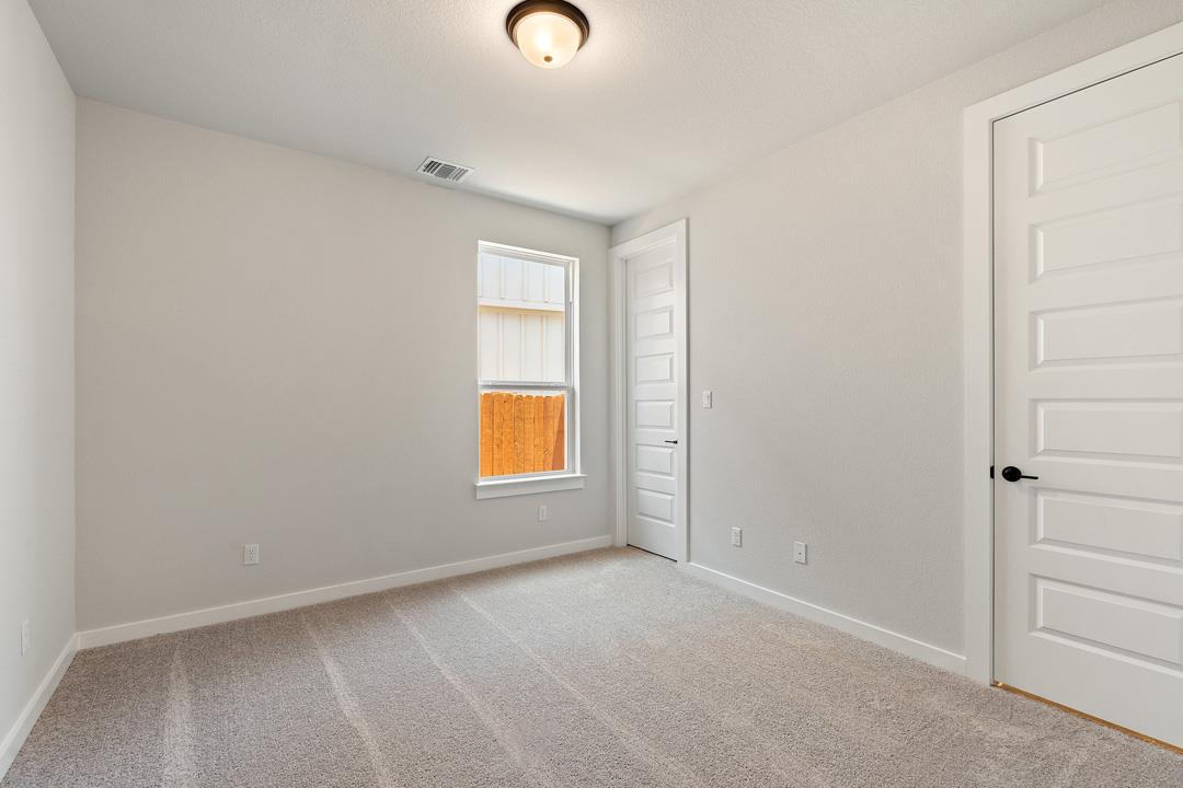 1137 North Roger Hanks Parkway