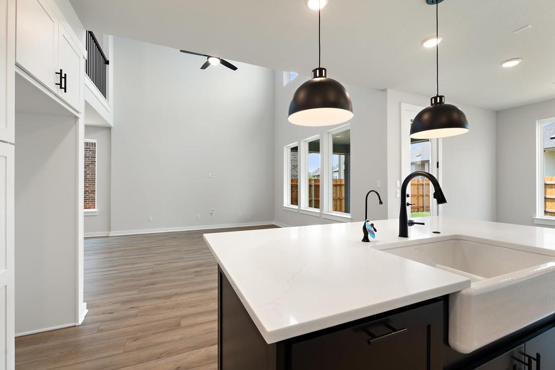 1137 North Roger Hanks Parkway