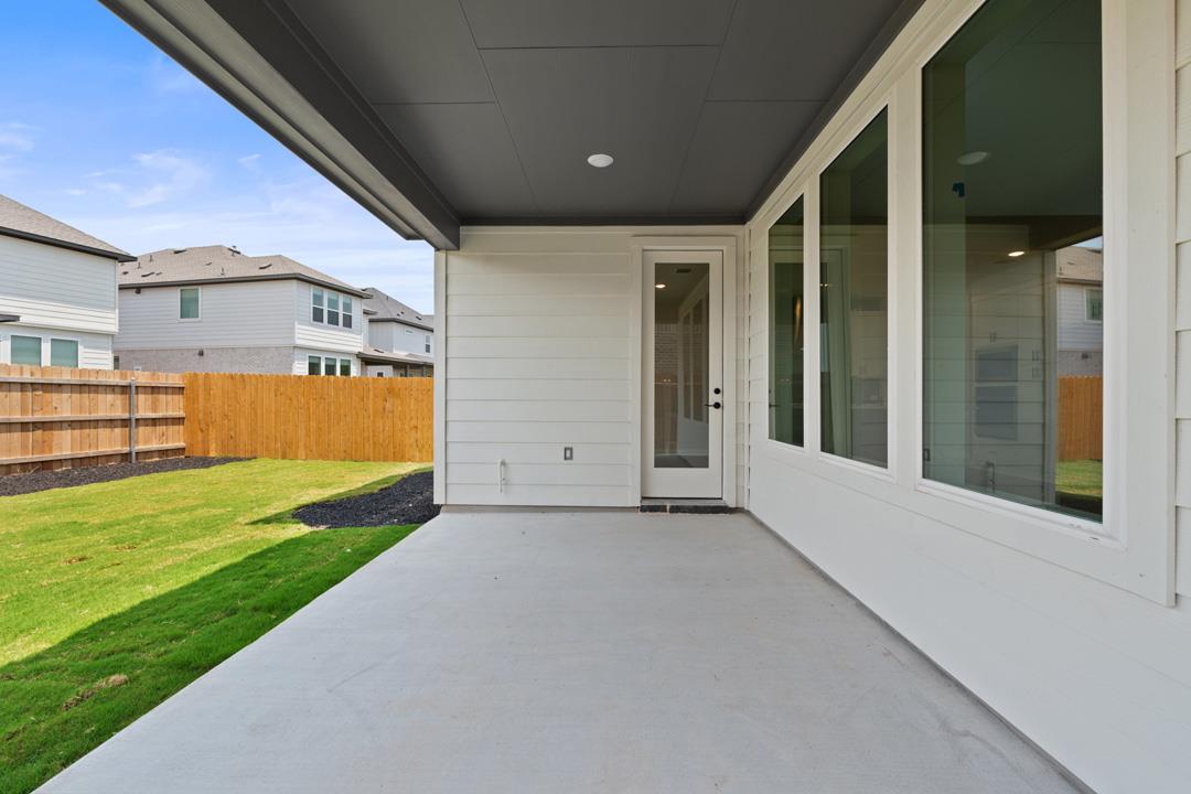 1137 North Roger Hanks Parkway