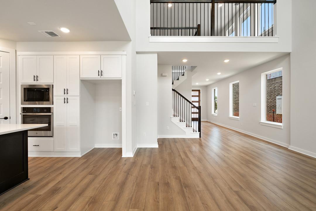 1137 North Roger Hanks Parkway