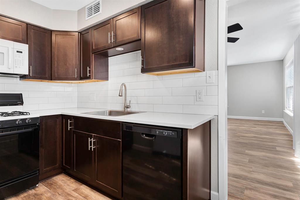 8803 Sky Mountain DR