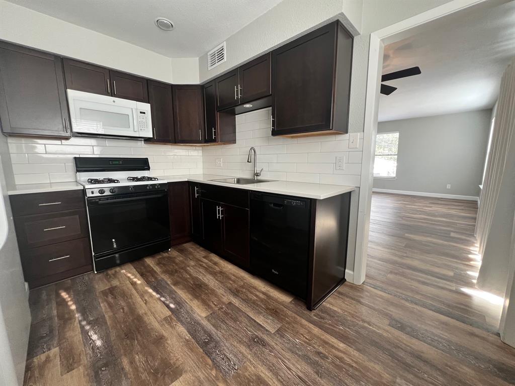 8803 Sky Mountain DR