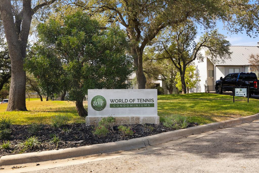 111 World Of Tennis SQ