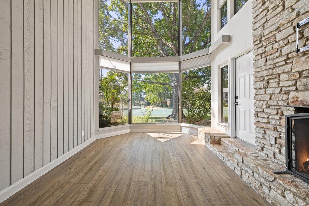 111 World Of Tennis SQ